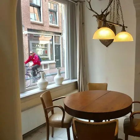 Апартаменты Korte Koningsstraat